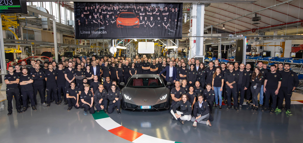 Lamborghini Huracan обогнал по производству спорткар Gallardo