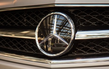 Daimler предлагает субсидии на модернизацию старых дизельных автомобилей в Германии