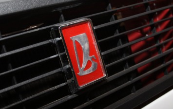 Россияне продолжают скупать подержанные Lada