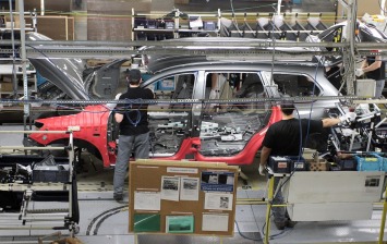 Российский автопром пошел на спад вслед за рынком