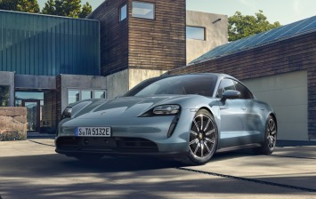 В США загорелся электромобиль Porsche Taycan