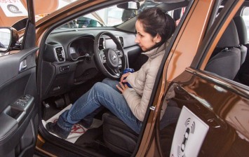 Российский авторынок в феврале вернулся к падению