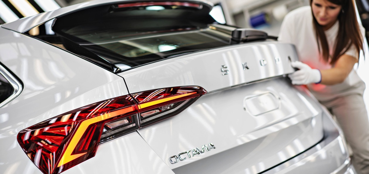 Приостановка производства на заводах Skoda в Чехии продлится до середины апреля