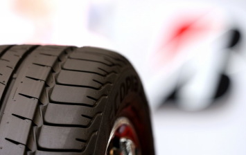 Bridgestone возобновляет производство шин