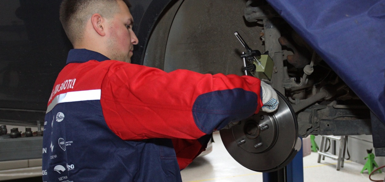 Участники «Лучшего Автосервиса» встретились, чтобы разобрать ошибки