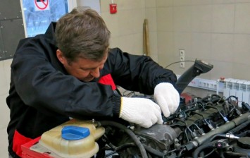 Дилеры автоматизируют набор персонала