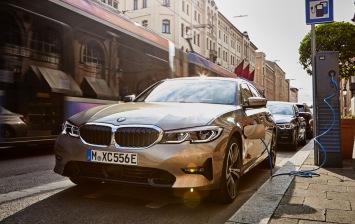 BMW фиксирует рост продаж электрифицированных моделей