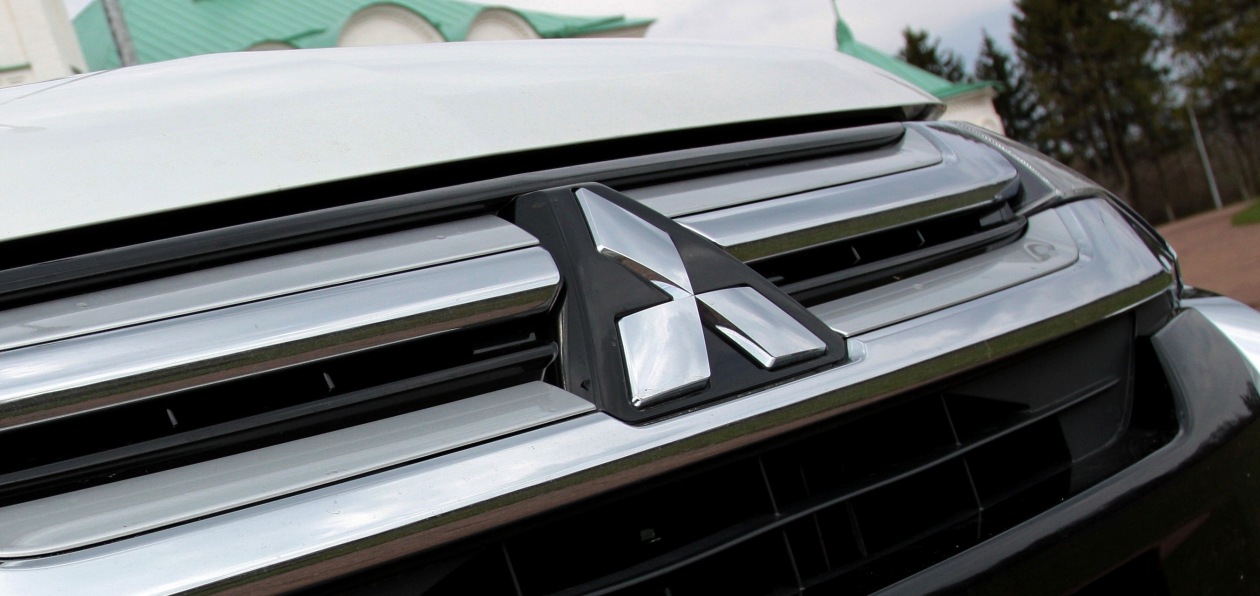 Глава Mitsubishi ушел в отставку по состоянию здоровья