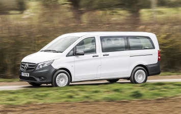Mercedes отзывает больше тысячи микроавтобусов в России