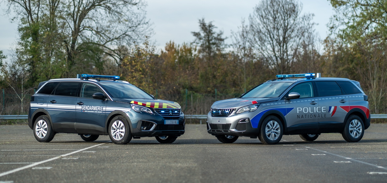 Полиция и жандармерия Франции будут ездить на новых Peugeot 5008