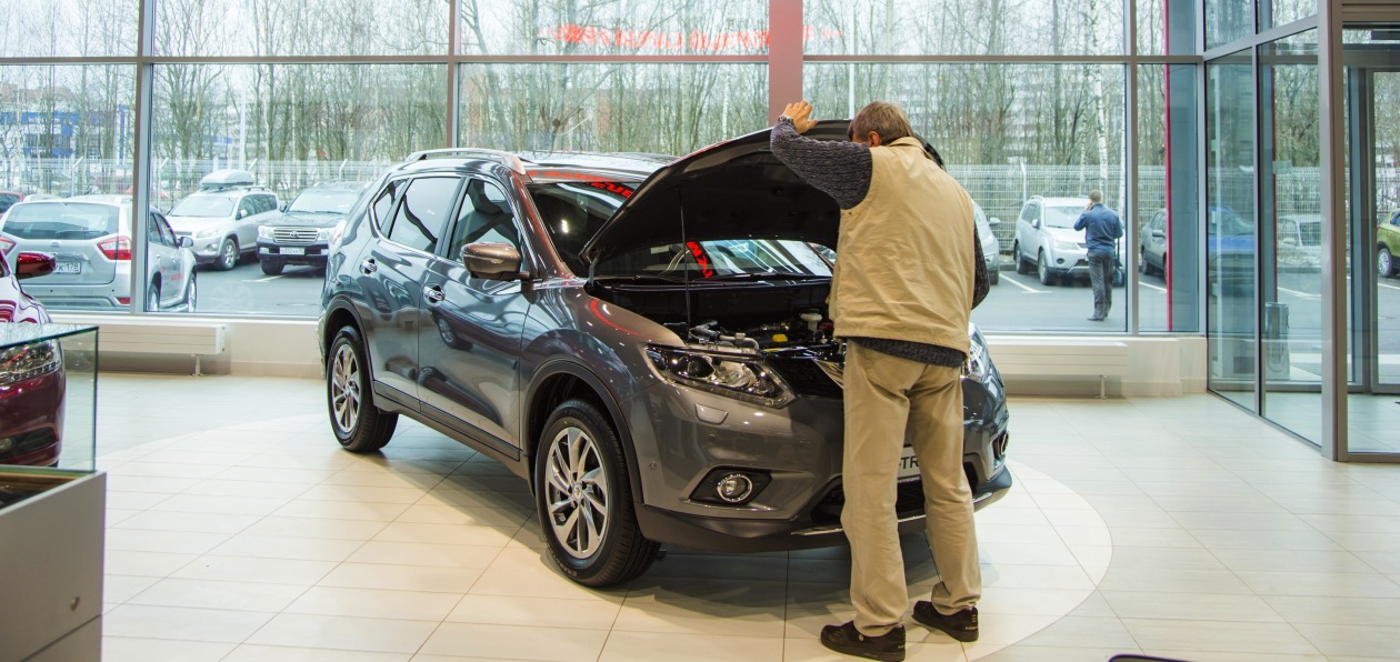 Продажи новых автомобилей в России снизились в 2020 году на 9%