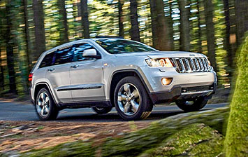 Внедорожники Jeep Grand Cherokee могут заглохнуть на ходу