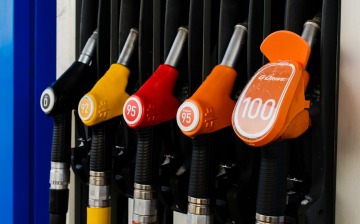 Правительство намерено стабилизировать цены на бензин