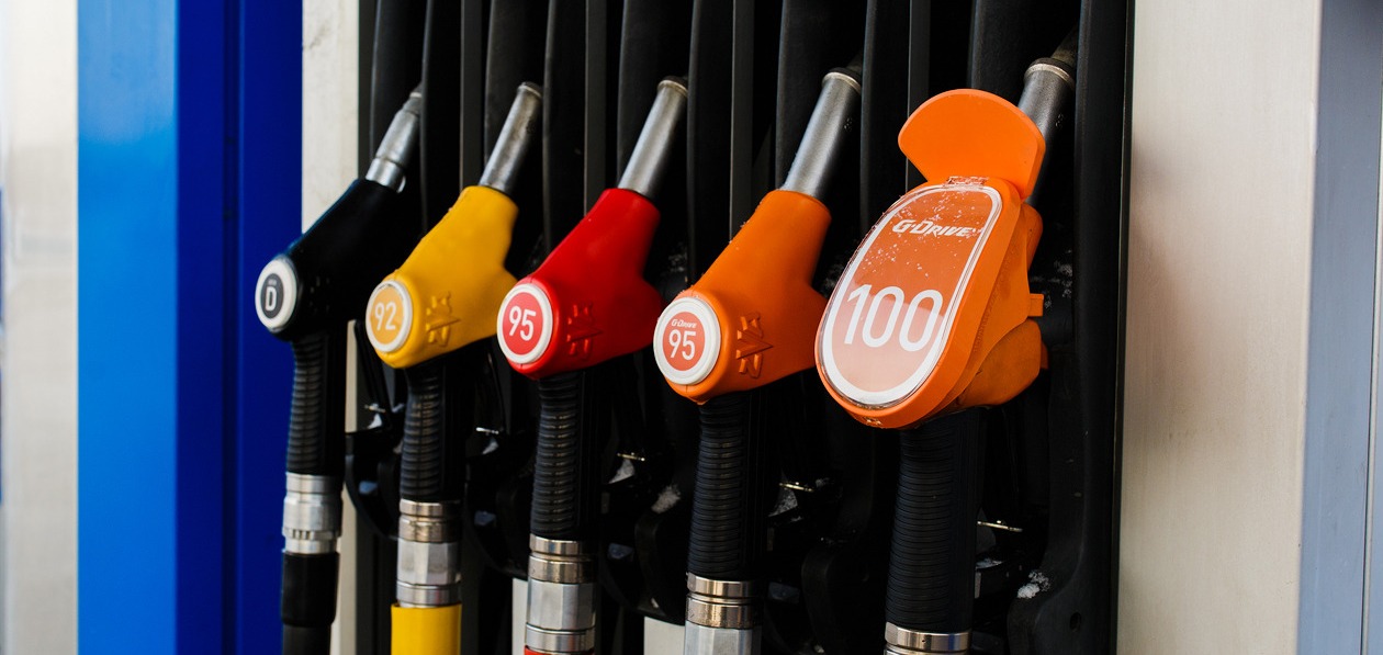 Правительство намерено стабилизировать цены на бензин