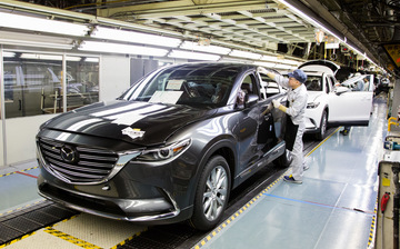 Mazda приостановит работу двух заводов из-за перебоев поставок из Китая