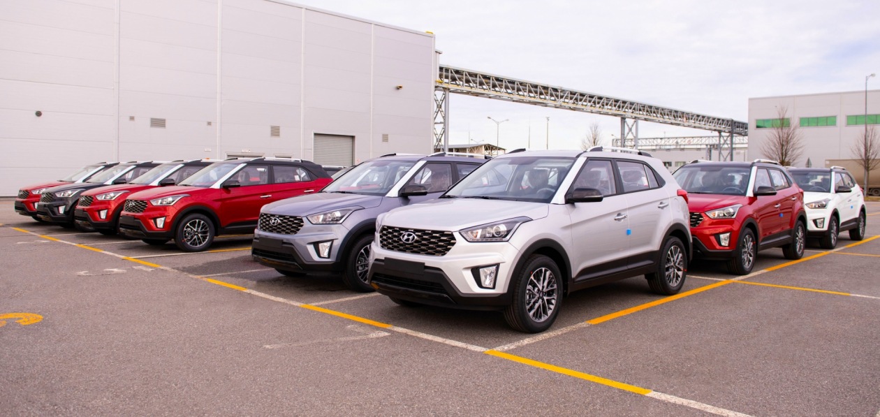 Lada утратила лидерство на авторынке Санкт-Петербурга в августе