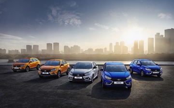 Продажи Lada упали на треть из-за мирового дефицита полупроводников