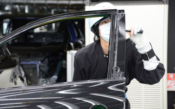 Toyota выпустит на 400 тысяч меньше автомобилей из-за нехватки компонентов