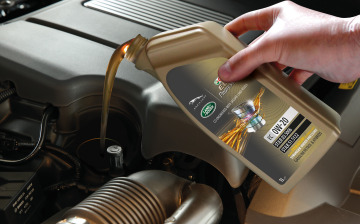 Castrol продолжит поставлять масла для Jaguar Land Rover