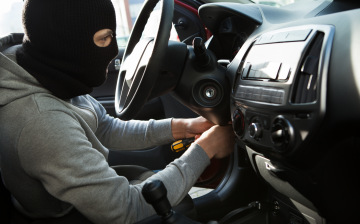 В Санкт-Петербурге задержали две банды автоугонщиков