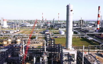 «Газпром нефть» завершила первый этап строительства нового комплекса в Омске
