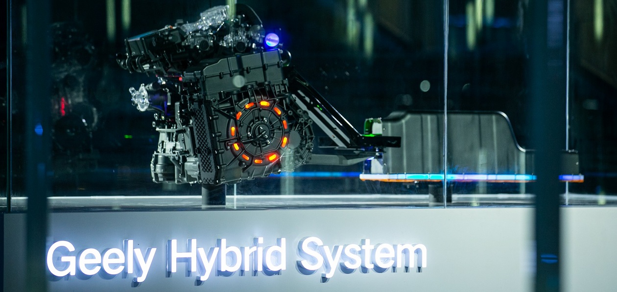Geely будет производить двигатели под брендом Leishen