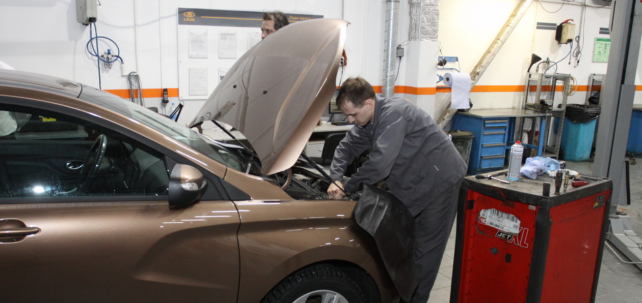 Конференция «Подготовка квалифицированных кадров для СТО»: почему автомеханики сбегают из профессии?