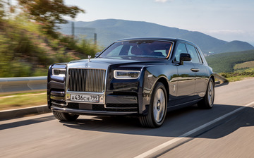 Эффект Матфея: Bentley и Rolls-Royce побили рекорды продаж на фоне всеобщего спада