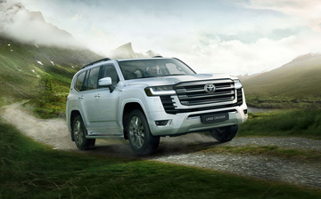 Toyota Land Cruiser 300 пока не может повторить успех «двухсотки»