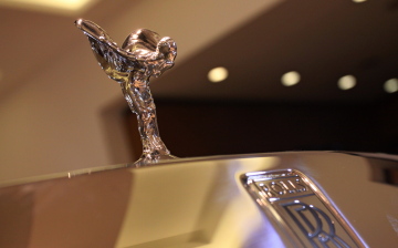 Rolls-Royce на время «уезжает» из России