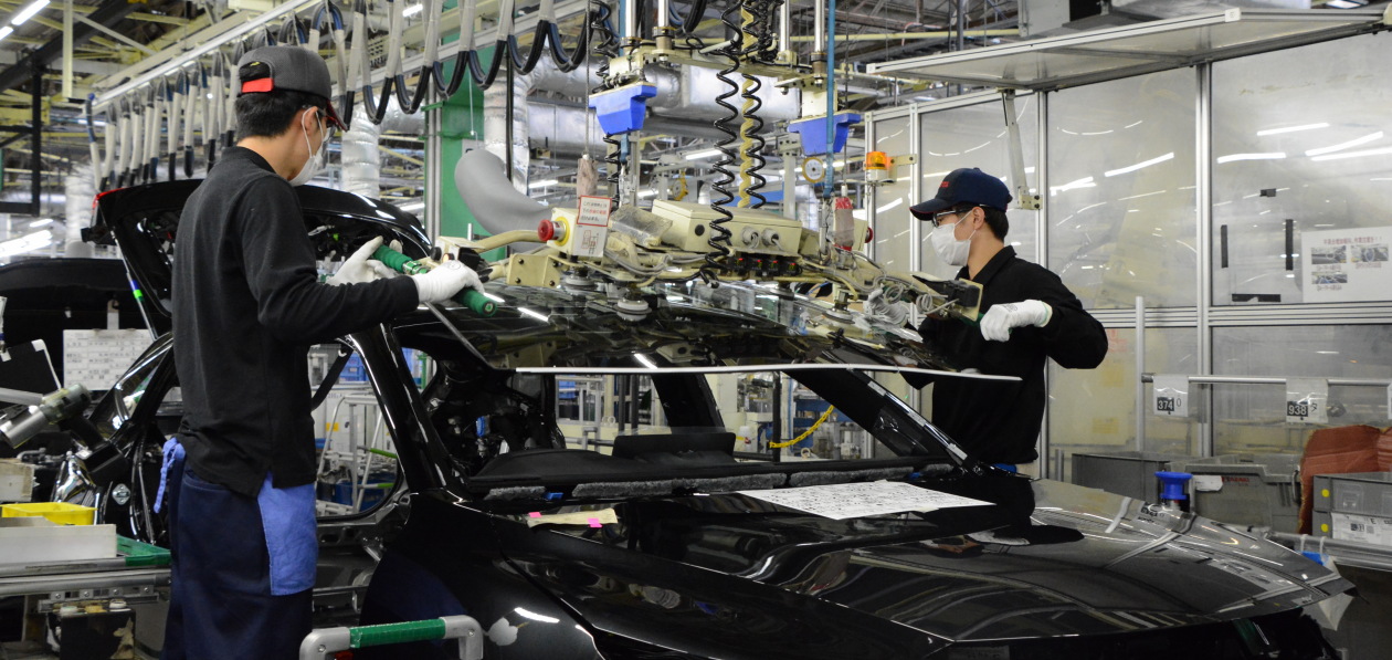 Toyota на три дня остановит работу на 11 заводах после землетрясения в Японии