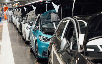 Отчет ACEA: европейский авторынок падает девятый месяц подряд