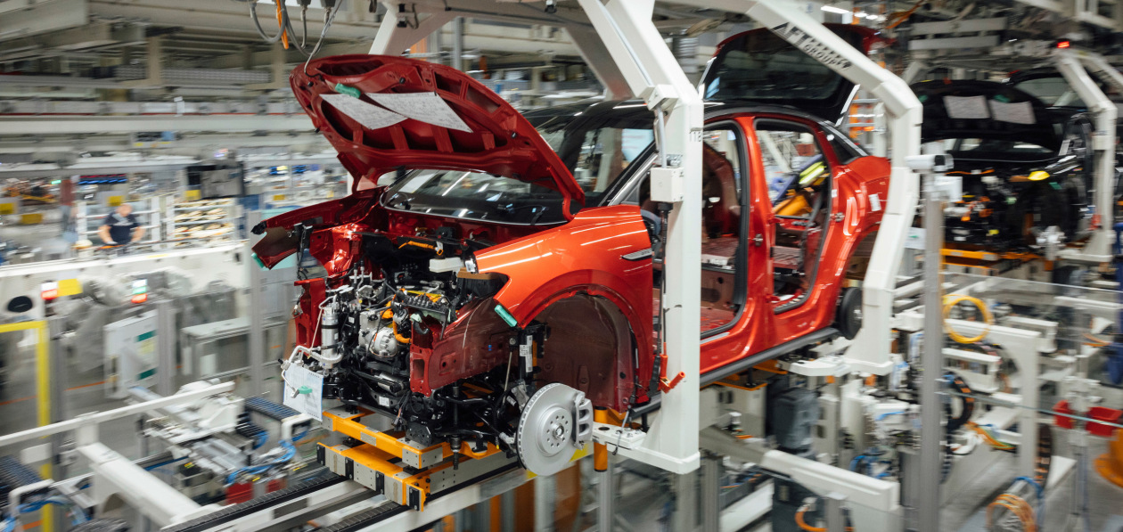 В BMW и Volkswagen не верят в преодоление дефицита чипов до 2024 года