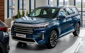 От «Роллс-Ройса» и «Бугатти» до китайцев: «Авилон» начал продавать кроссоверы Exeed