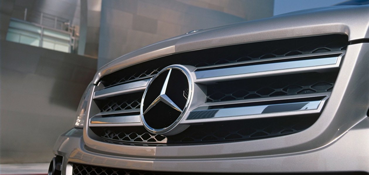 Mercedes отзывает около миллиона автомобилей по всему миру