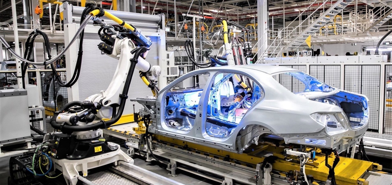 Mercedes-Benz готовит продажу завода в РФ