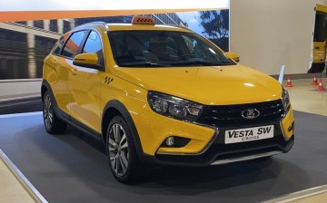 Сервис «Яндекс.Такси» намерен перейти на Lada из-за дефицита машин