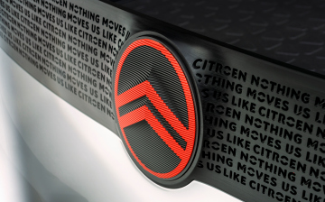 Citroen поправил шевроны
