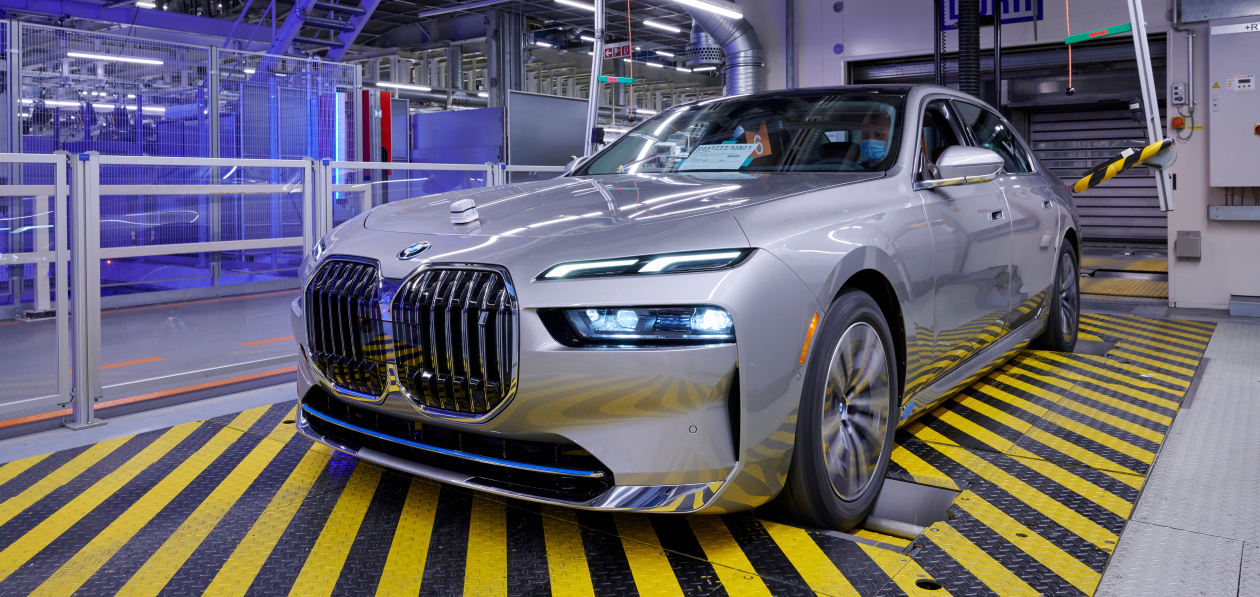 BMW вдвое увеличила продажи электромобилей, несмотря на общий спад