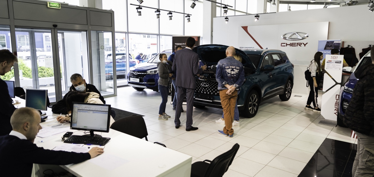 Российский авторынок преодолел 50-тысячную отметку, у трех из пяти бестселлеров нет ABS