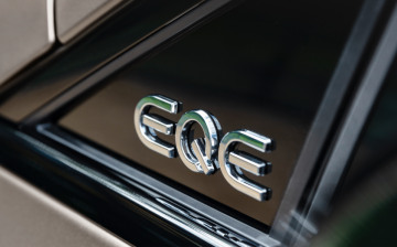 Mercedes откажется от бренда EQ