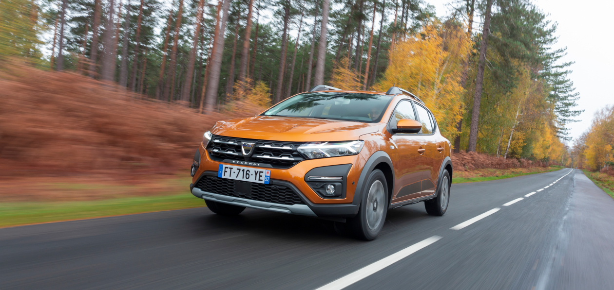 Dacia Sandero стал самой популярной моделью в Европе