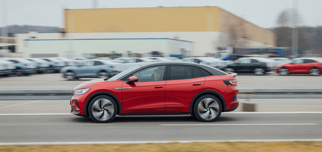 Продажи новых авто в Евросоюзе выросли на 11% в январе