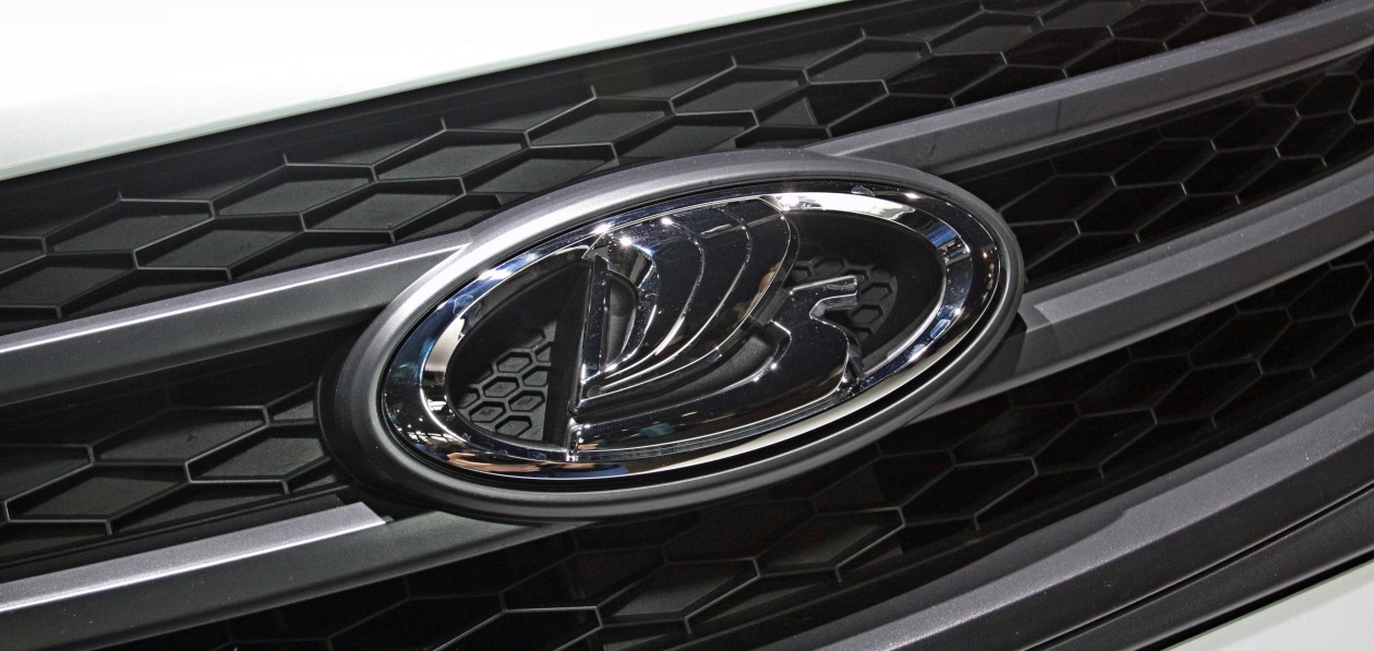 «АвтоВАЗ» поднимет цены на автомобили Lada