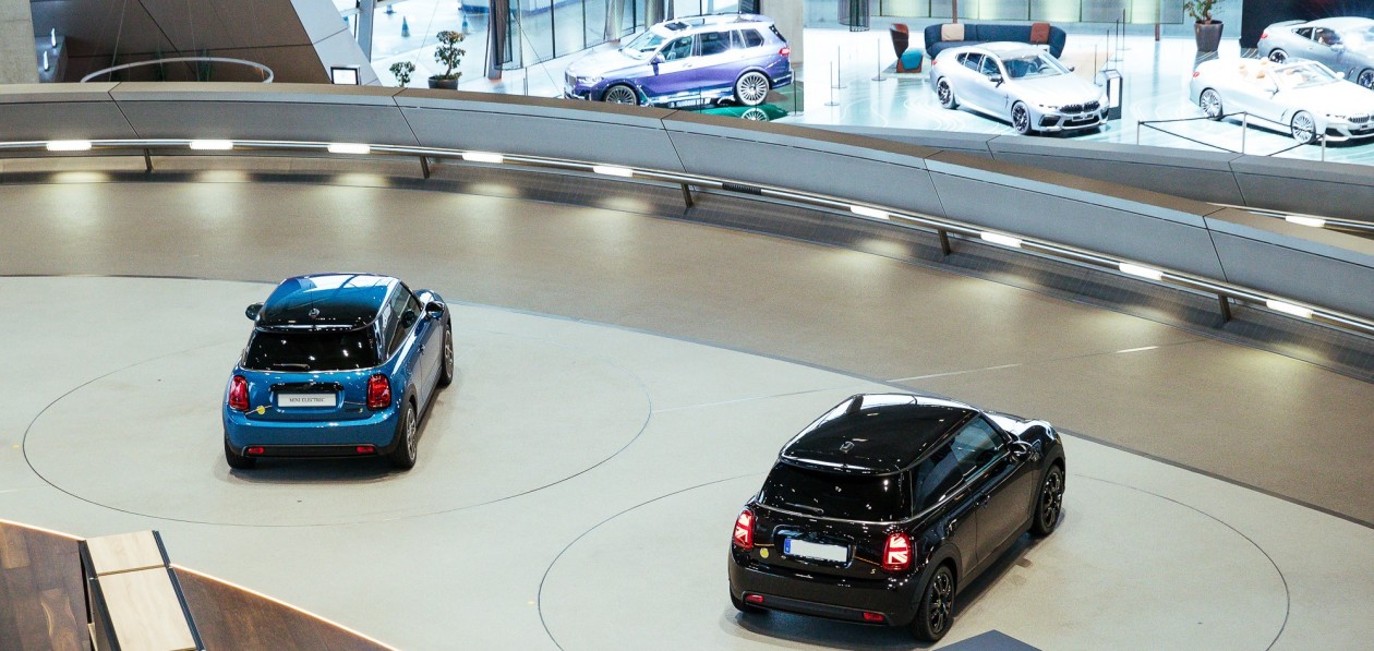 Продажи новых автомобилей в Европе растут десять месяцев подряд