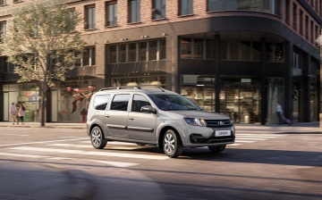 «АвтоВАЗ» возобновит производство Lada Largus в августе