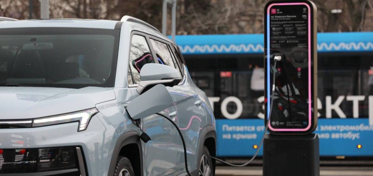 Около 20% электрокаров оформлено в Москве
