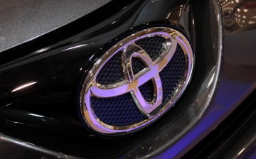 Toyota остановила работу всех заводов в Японии