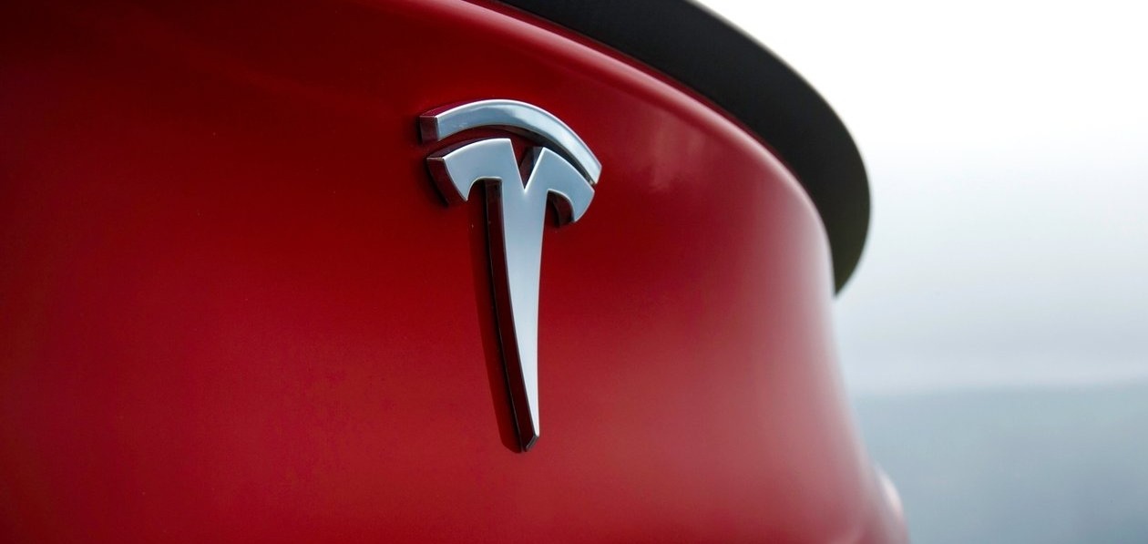 Tesla перекладывала ответственность за поломки машин на покупателей