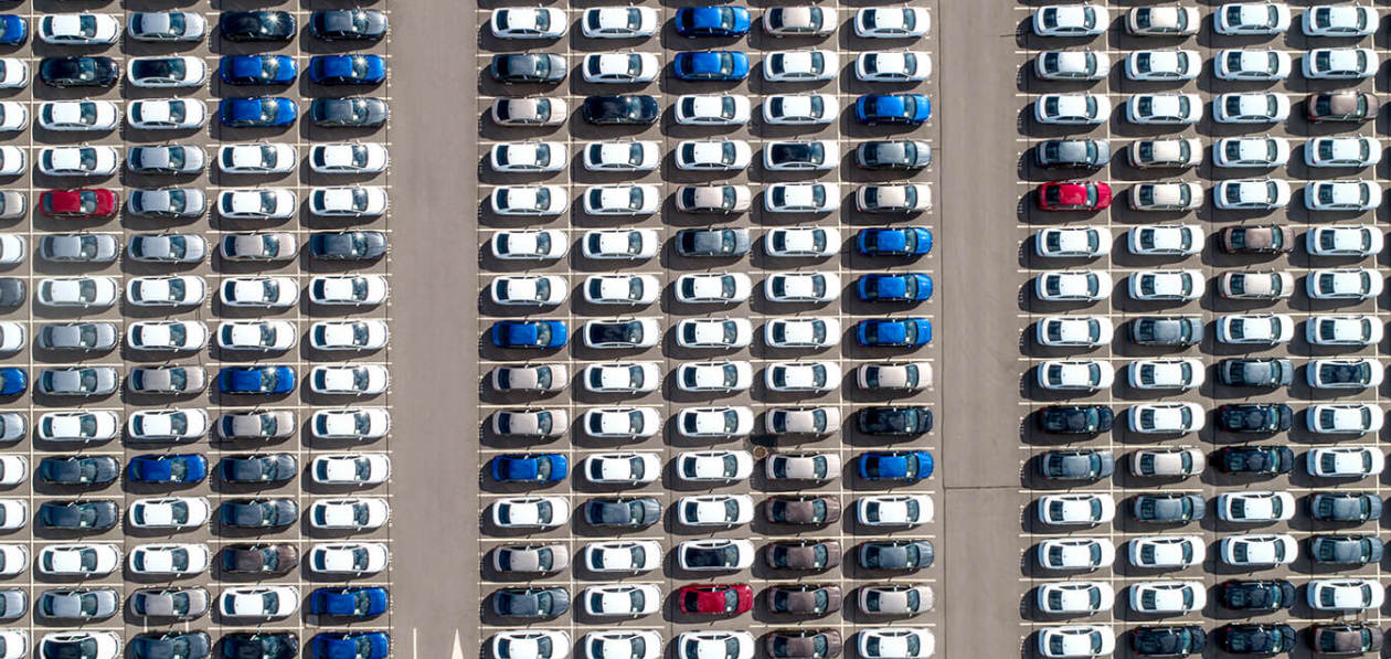 Продажи новых легковых автомобилей и LCV в России продолжают расти